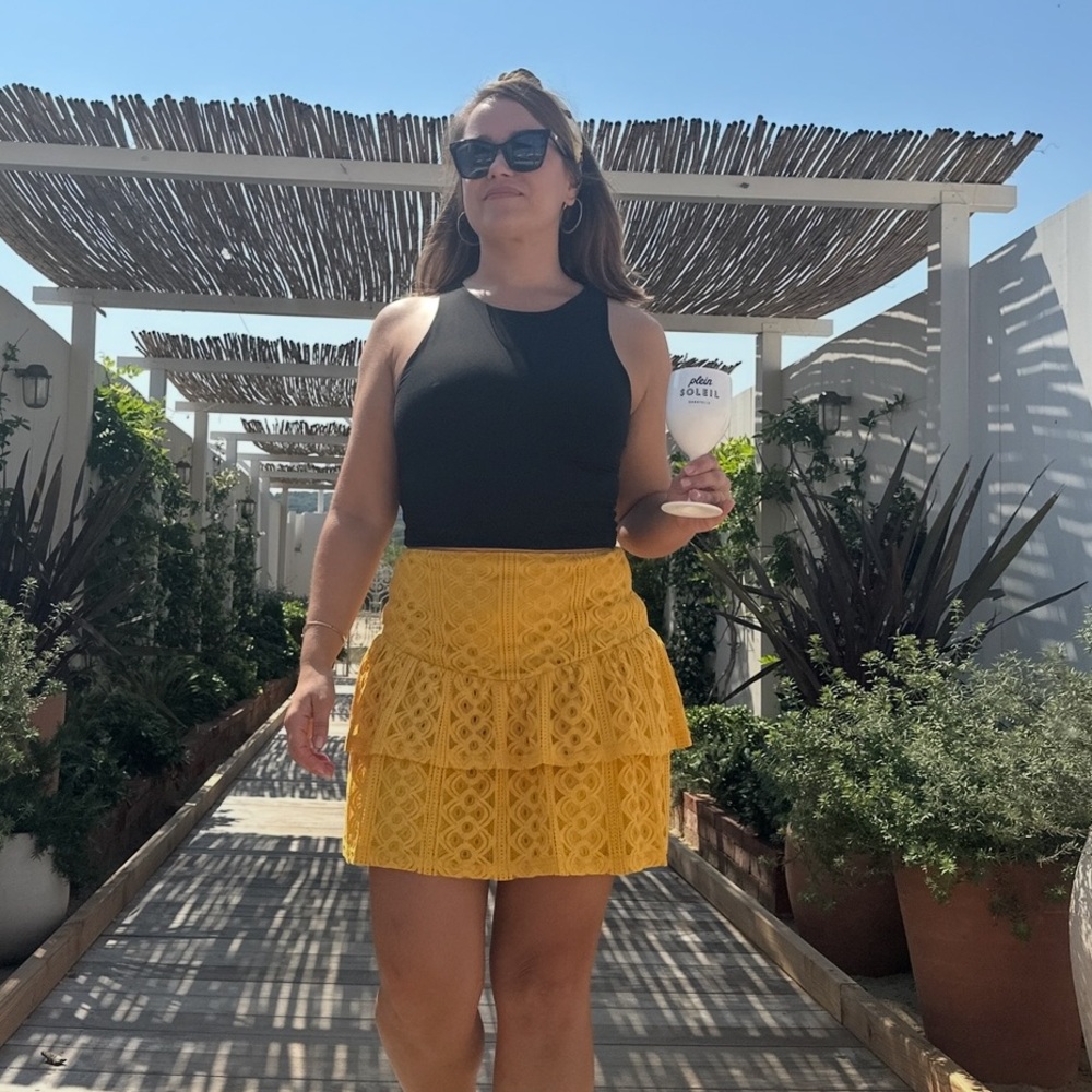 Elegant Mustard Lace Mini Skirt